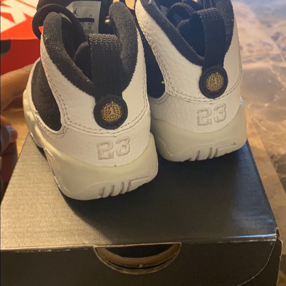 Jordan - Picture 4 of 5